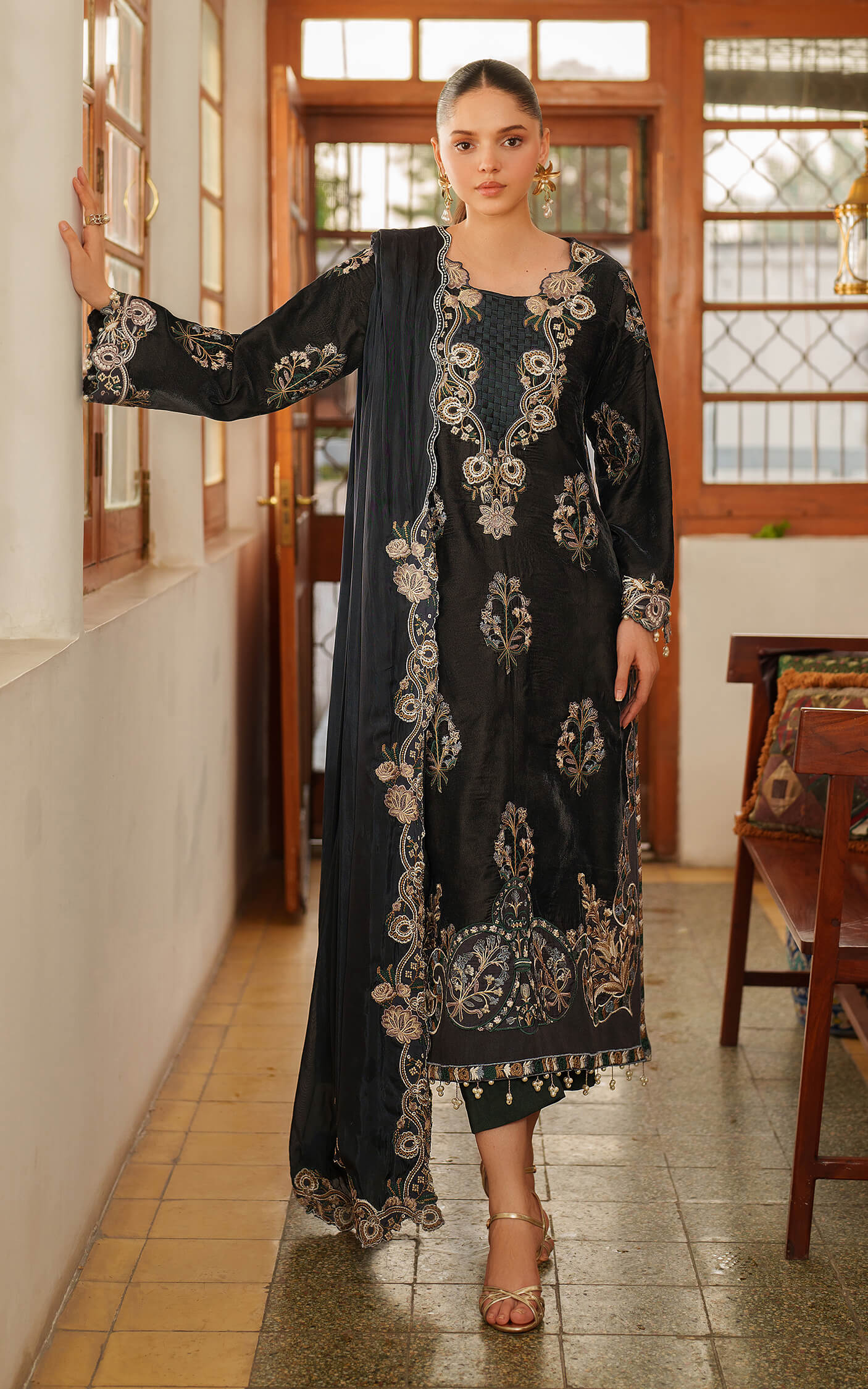 Asifa and Nabeel | Pashmina Luxe 25 | Opal LWC25-07