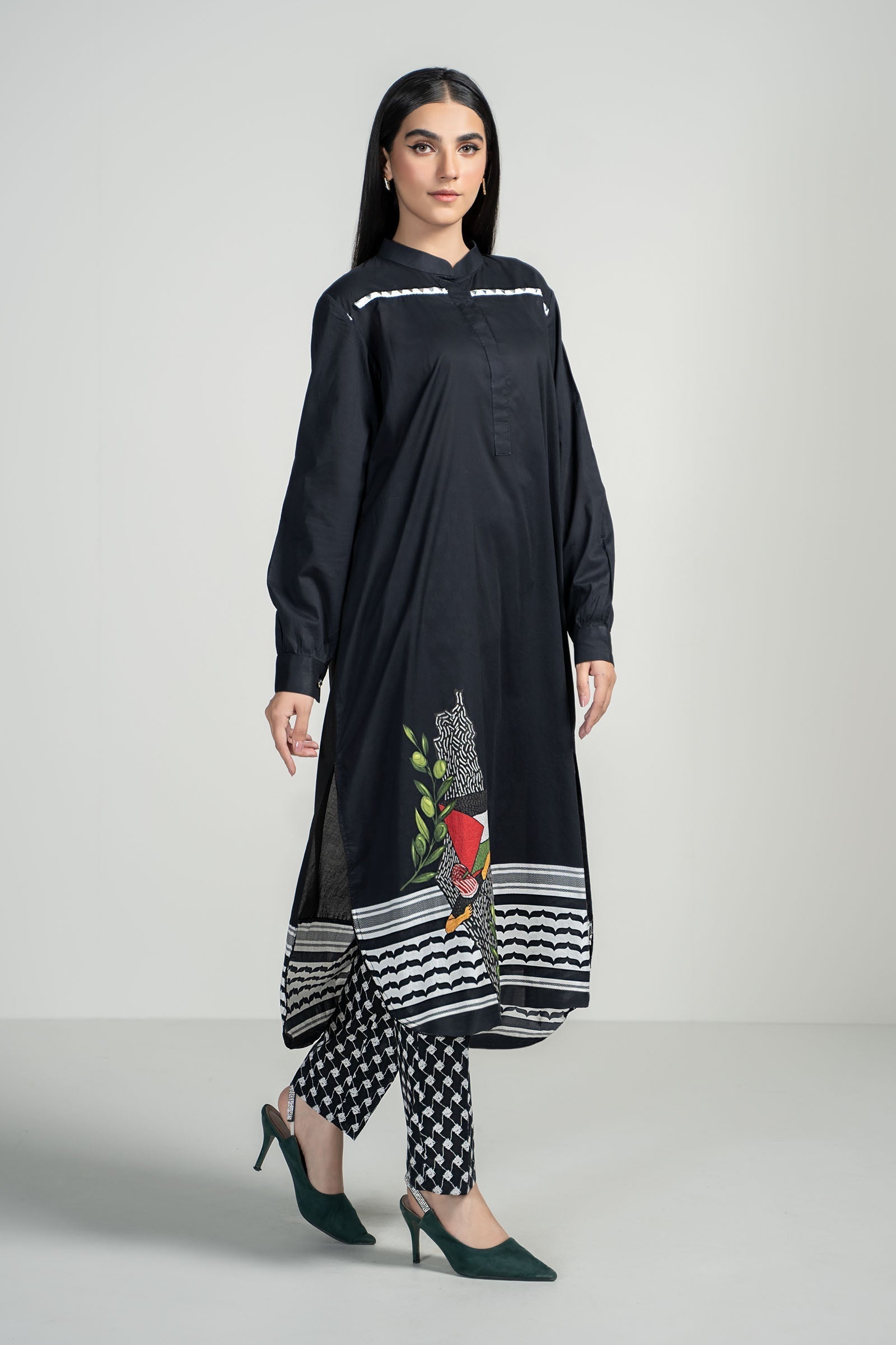 Maria B | Luxury Winter Pret 25 | PS-PF24-04-Black