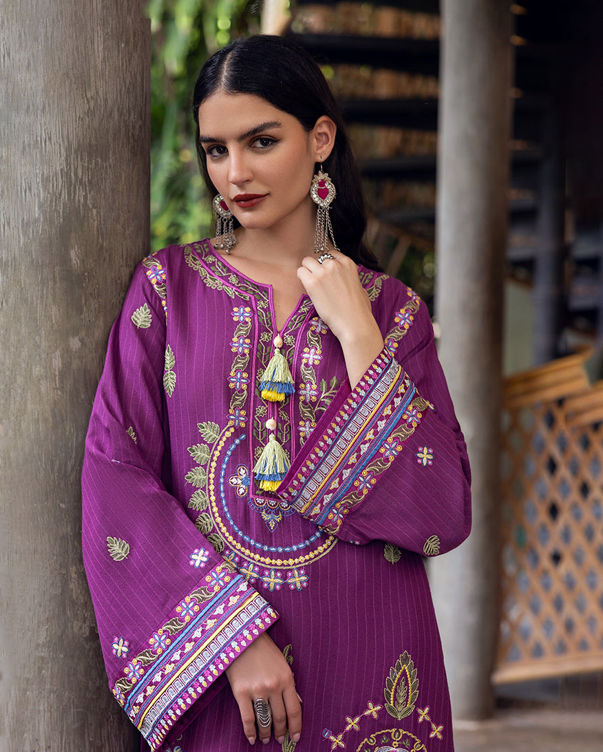 Mushq | Hemline Karandi | Plum Swirl