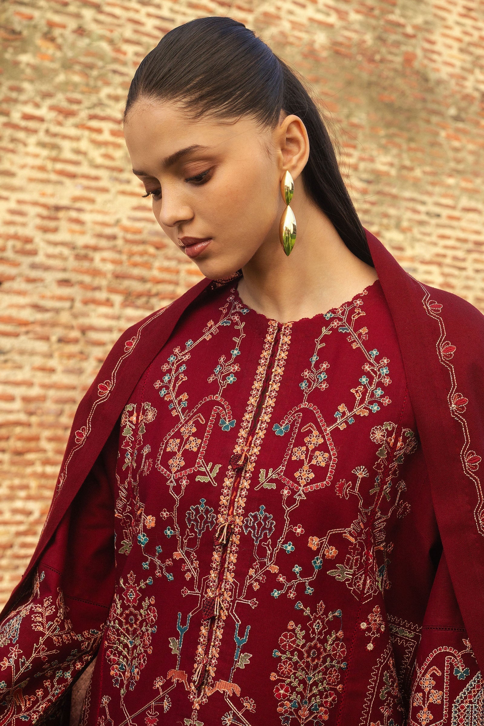 Zara Shahjahan | Winter 24 |  RAHA-D8 - House Of Anaya
