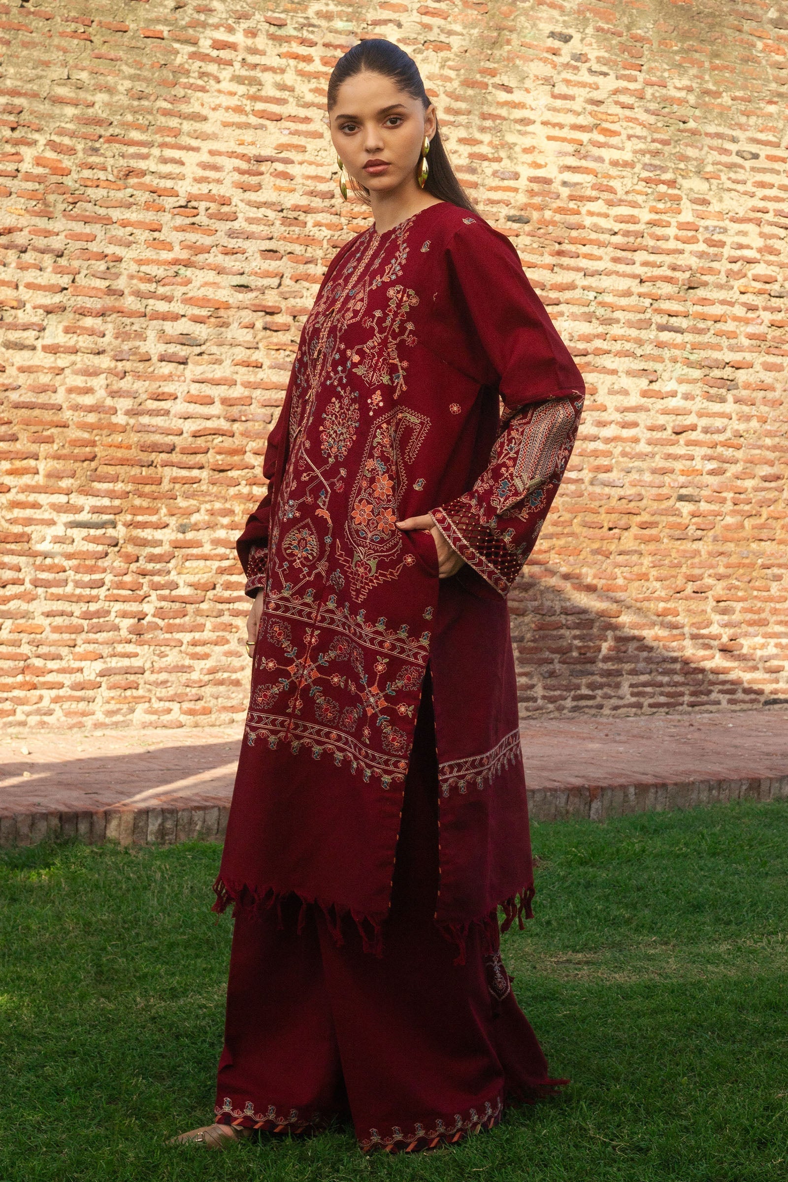 Zara Shahjahan | Winter 24 |  RAHA-D8 - House Of Anaya