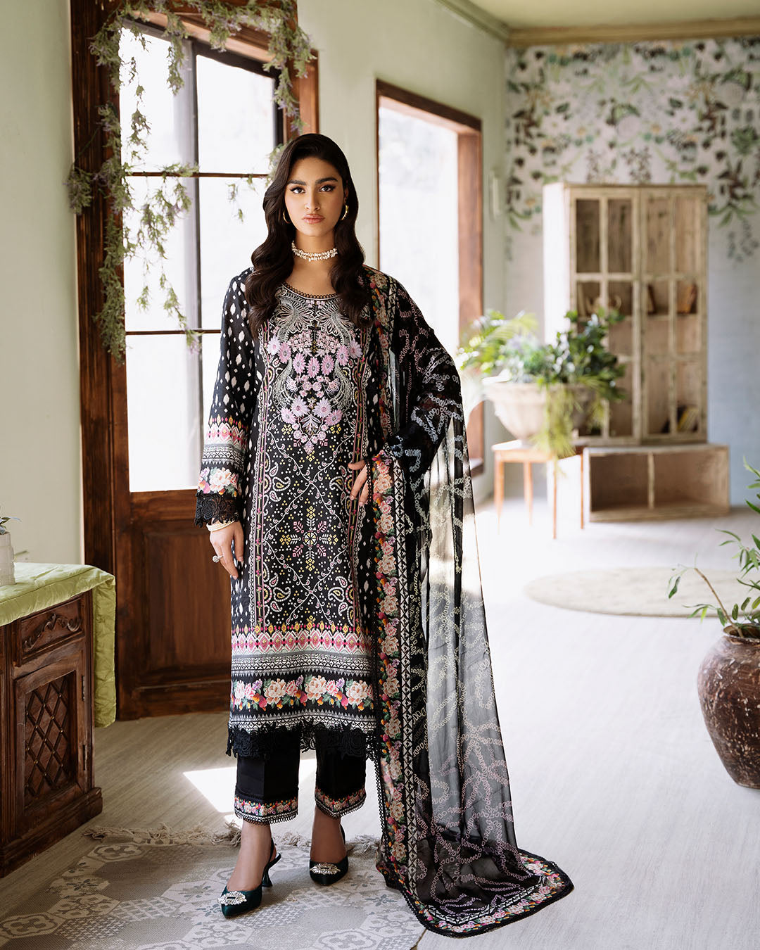 Roheenaz | Flora Printed Lawn | Veridian - House of Zarish