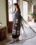 Roheenaz | Flora Printed Lawn | Veridian - House of Zarish