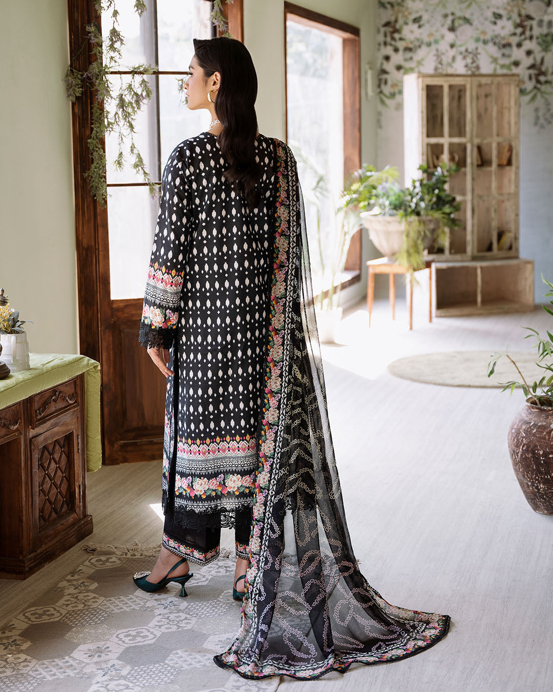 Roheenaz | Flora Printed Lawn | Veridian - House of Zarish