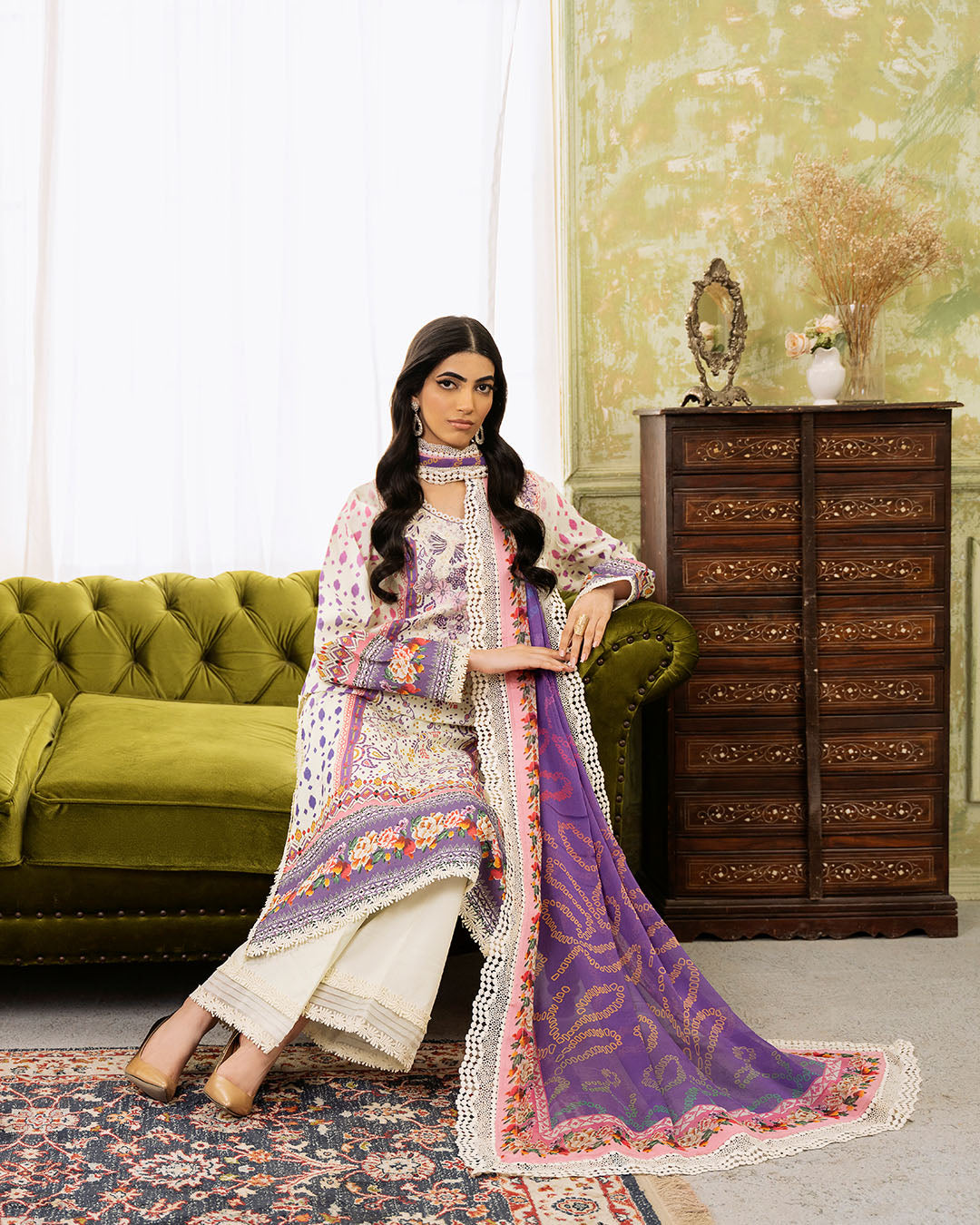 Roheenaz | Flora Printed Lawn | Evangeline - House of Zarish
