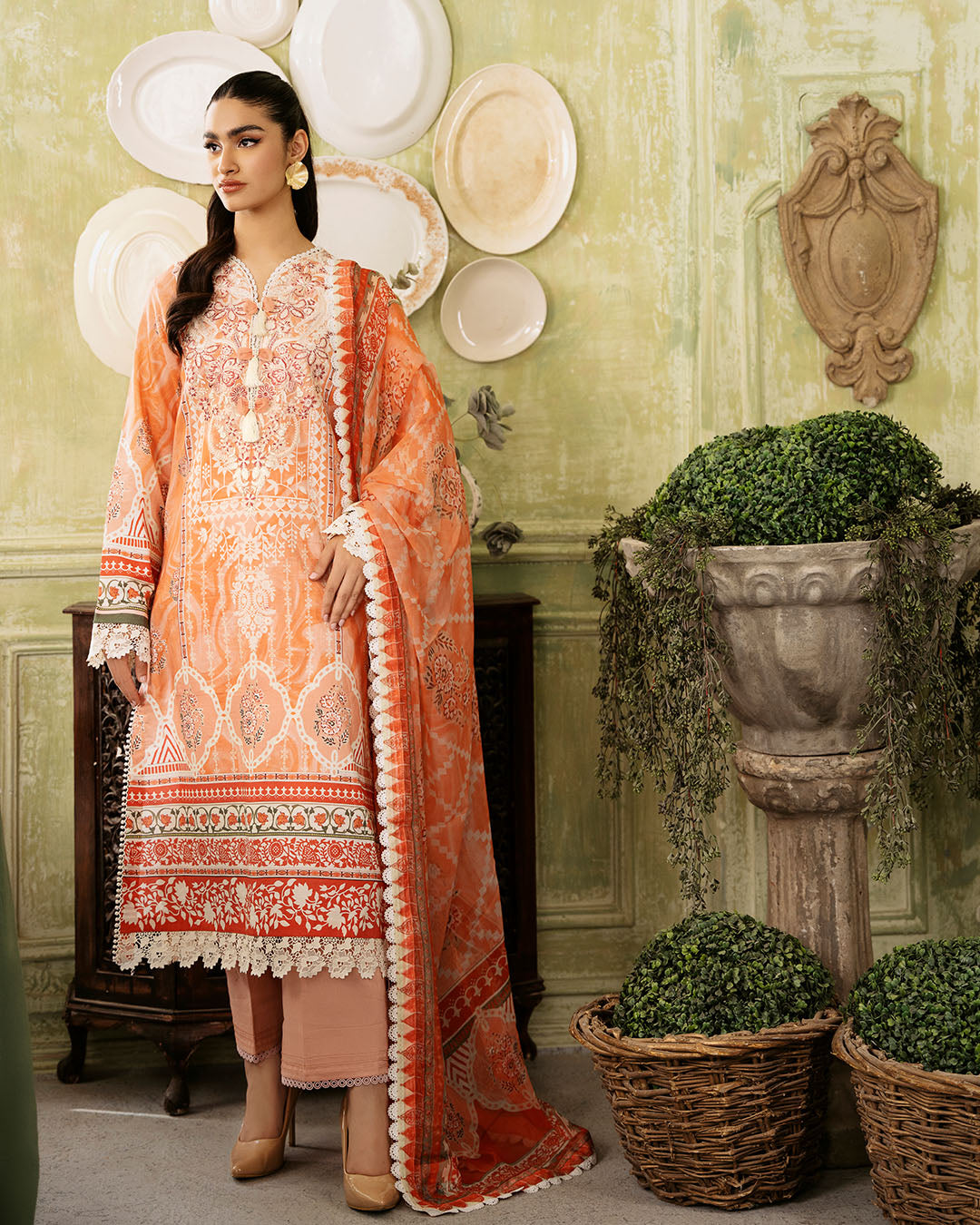 Roheenaz | Flora Printed Lawn | Cascade - House of Zarish