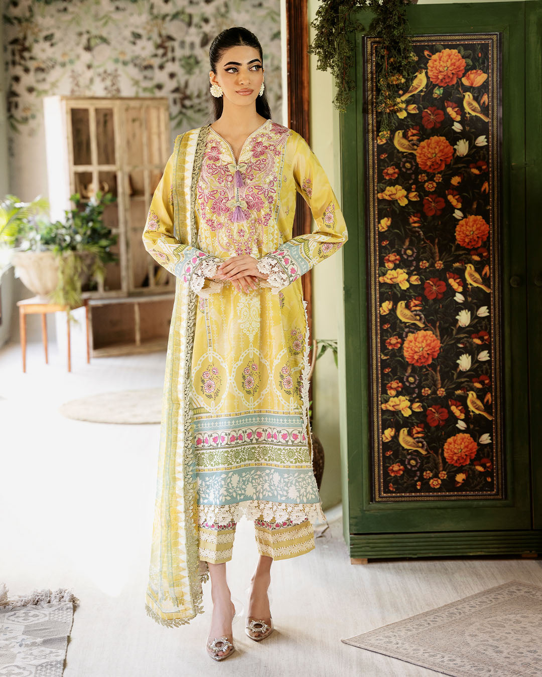 Roheenaz | Flora Printed Lawn | Mystique - House of Zarish