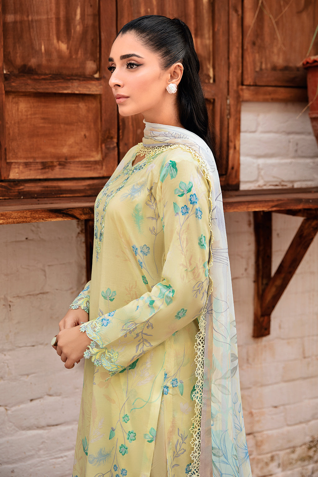 Ramsha | Rangrez Lawn Collection | N-407 - House Of Anaya
