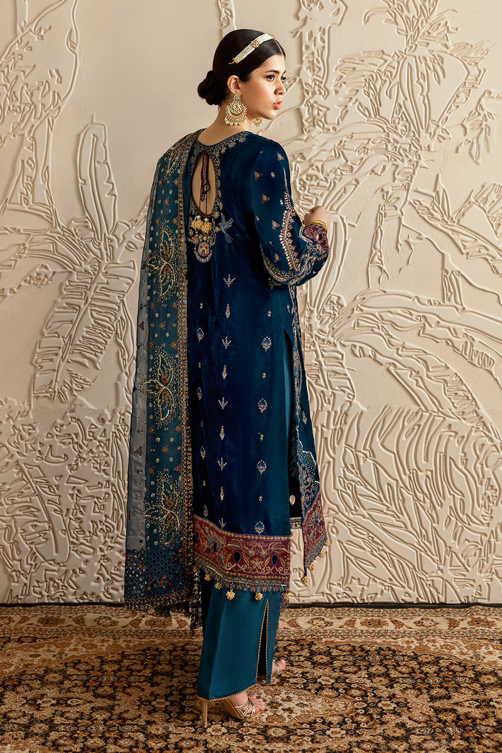 Ramsha | Velvet Collection | V-604