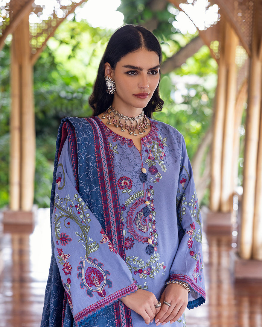 Mushq | Hemline Karandi | River Hush