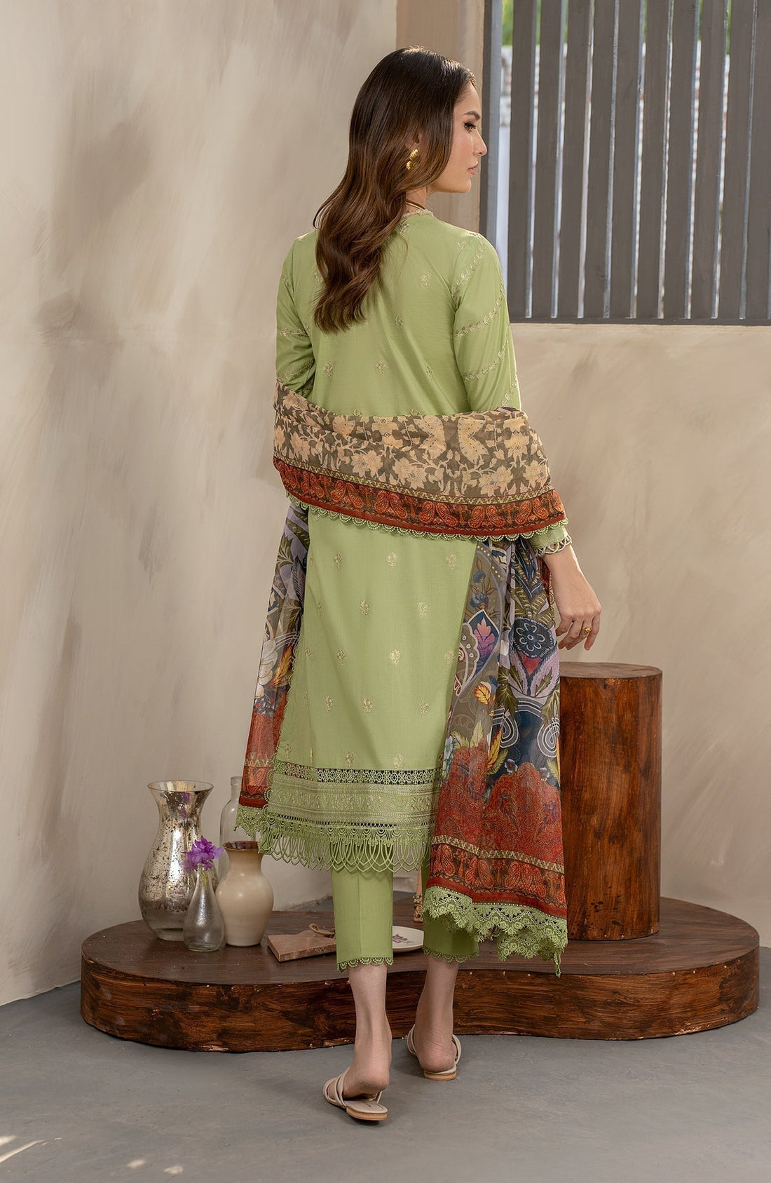 Zarif | Festive Lawn | ZFL 04 SENIHA - House Of Anaya