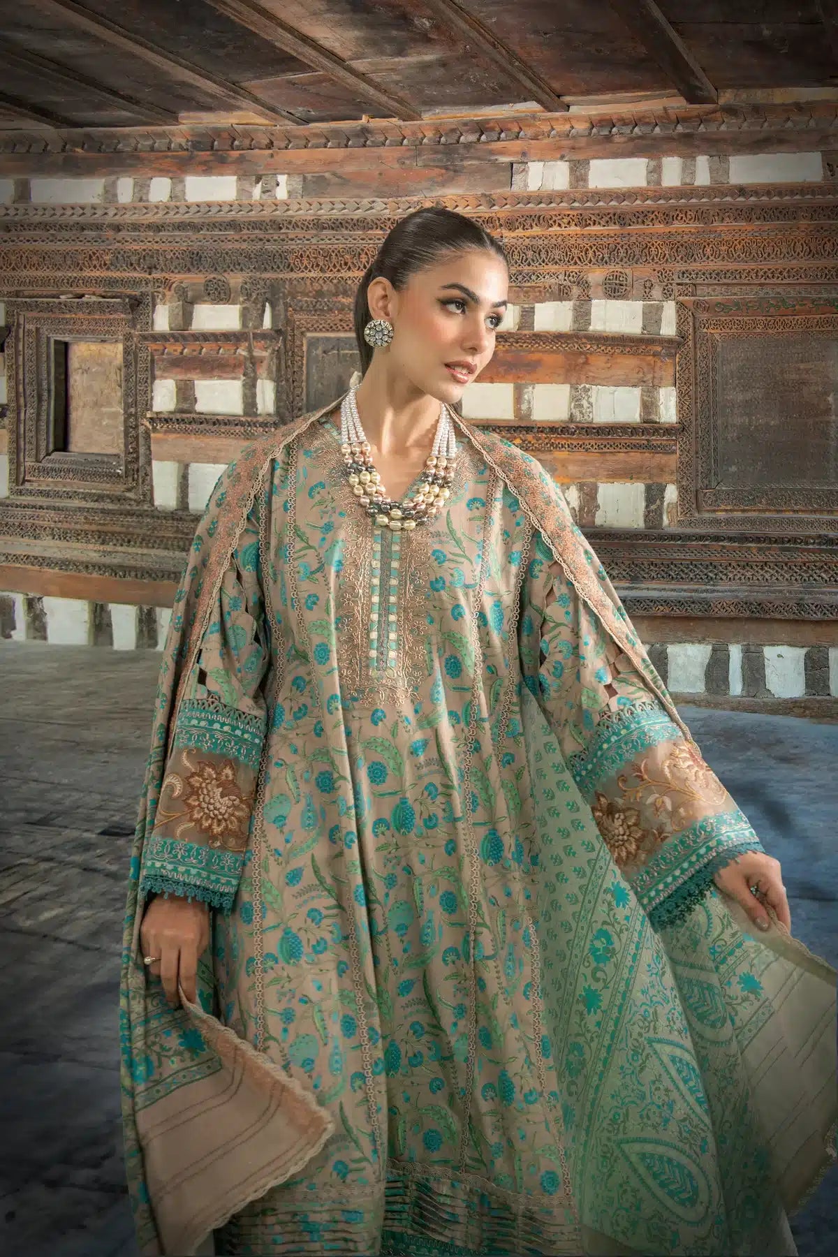 Sable Vogue | Winter 23 | SWC-10-23 - House Of Anaya