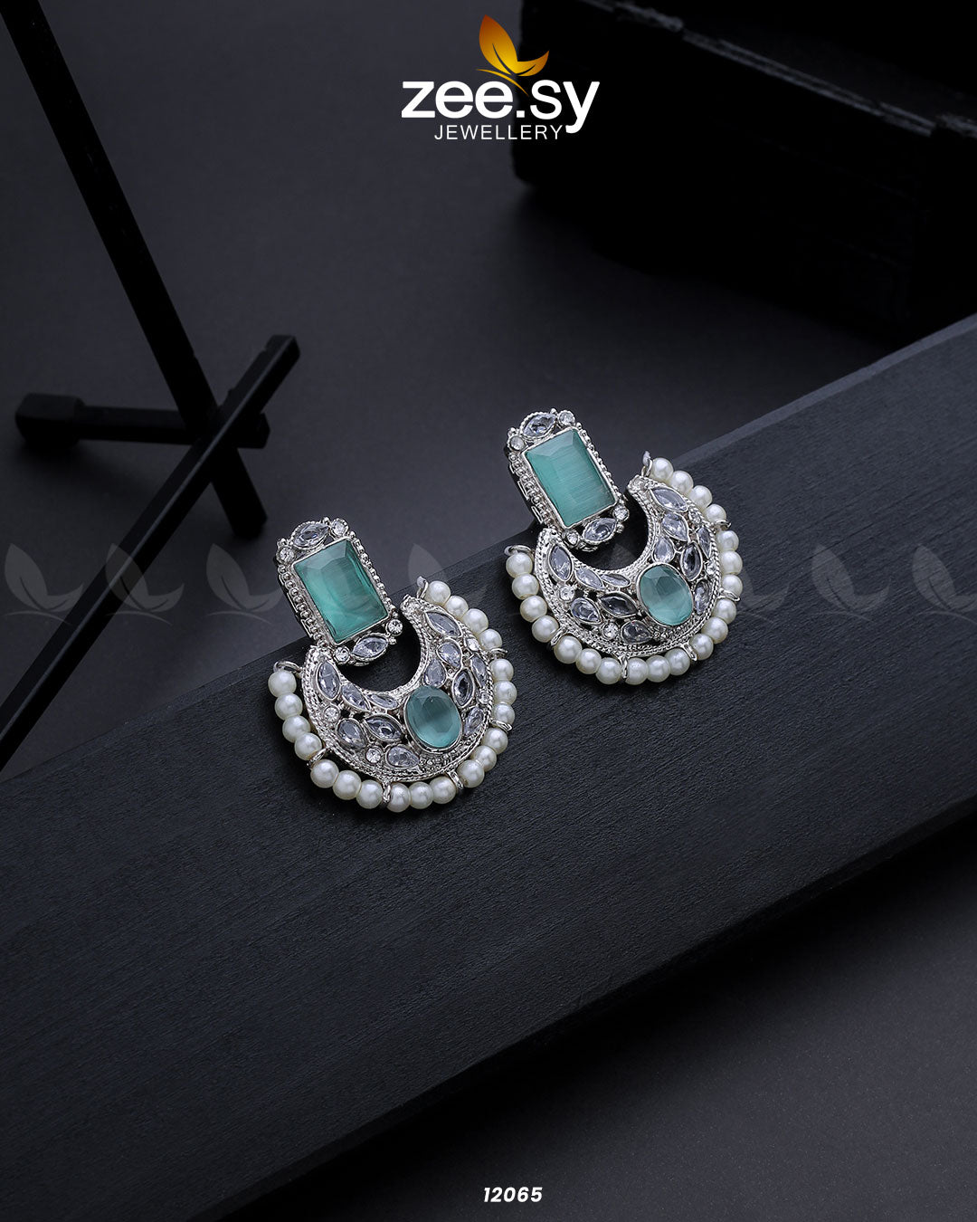 Silver Cluster Pearl Earring - House Of Zarish
