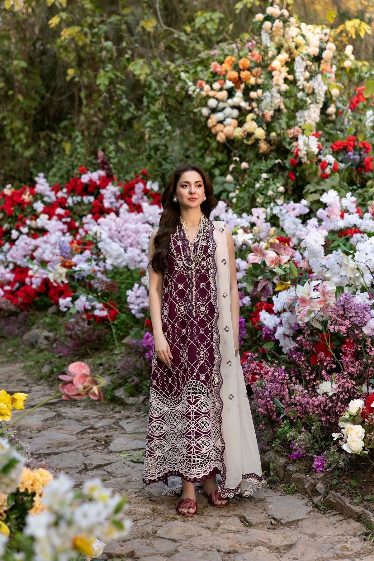 Sable Vogue | Luxury Formal 25 | SL-02-25-V1