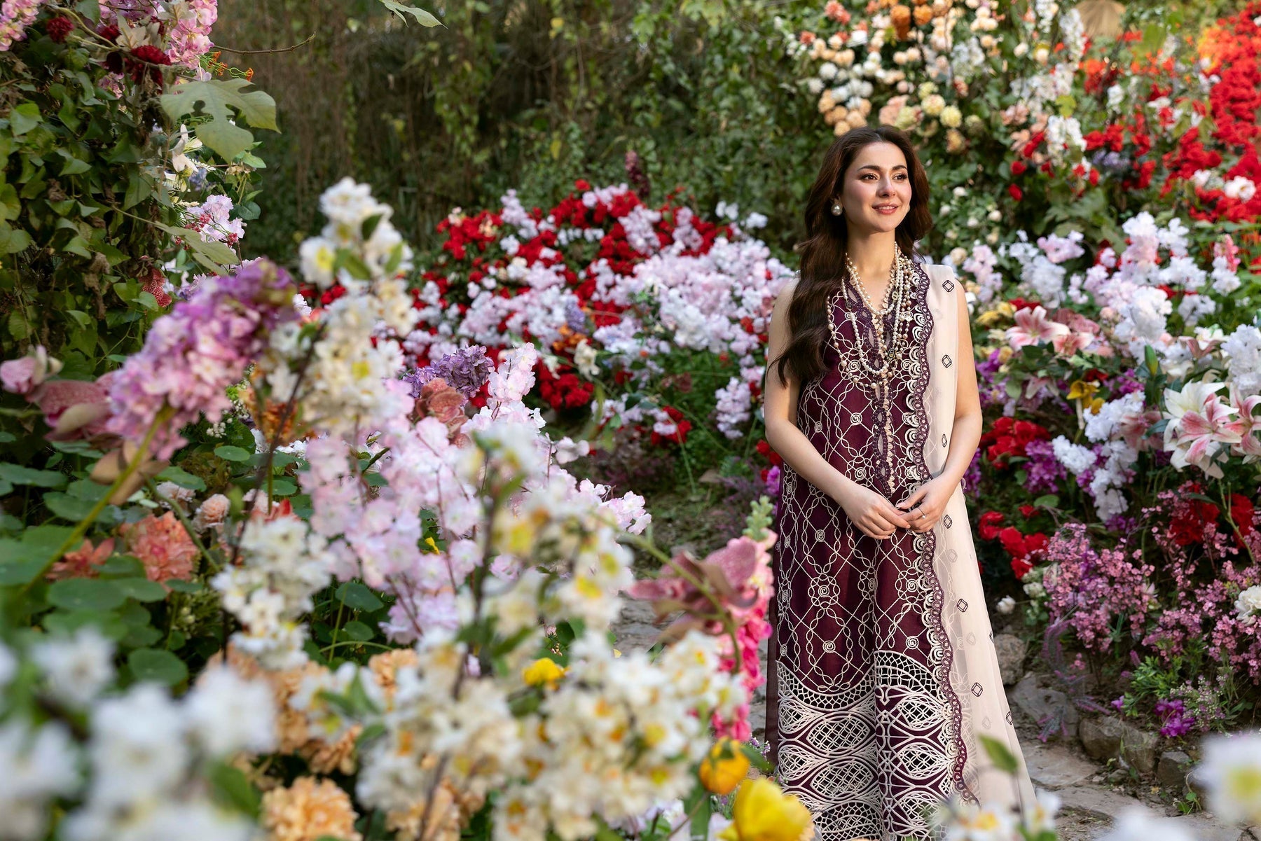 Sable Vogue | Luxury Formal 25 | SL-02-25-V1