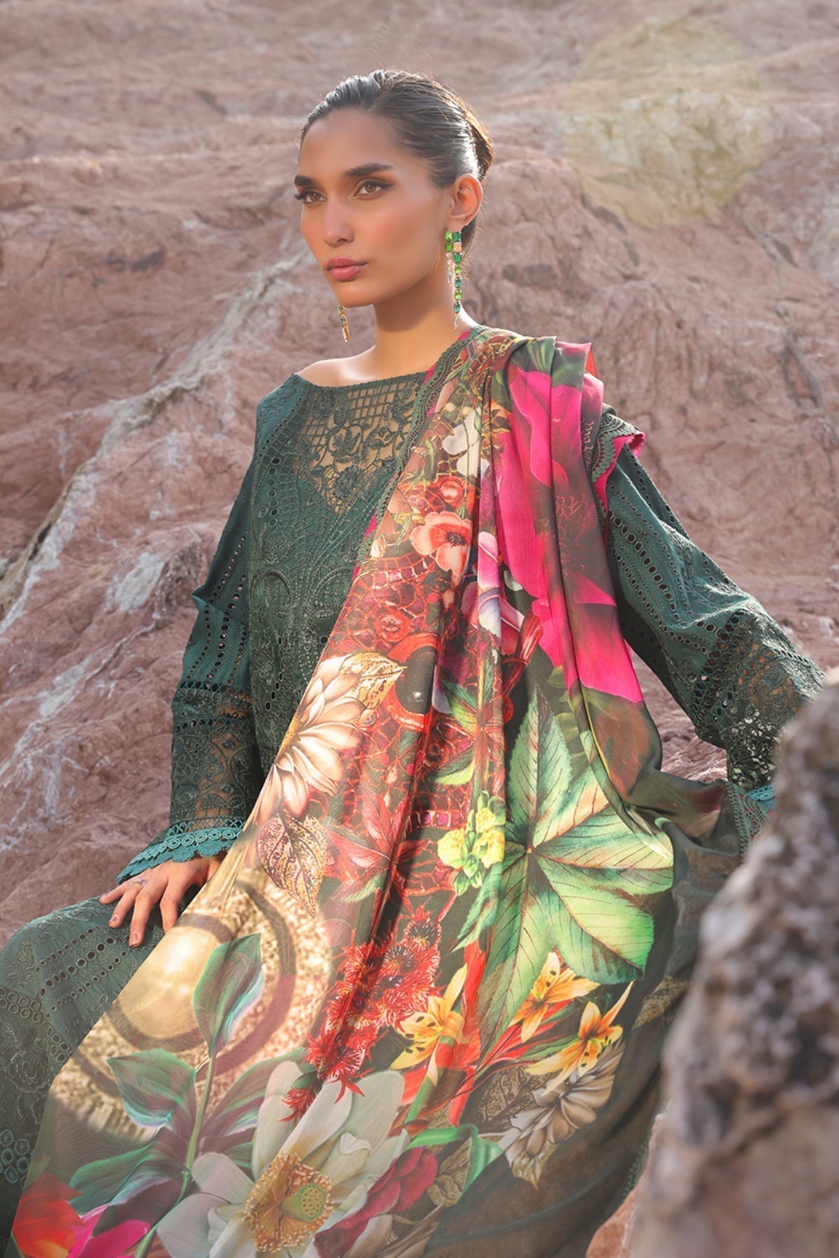 Imrozia Premium | Hania Luxury Lawn 25 | SL 77 A Rameen