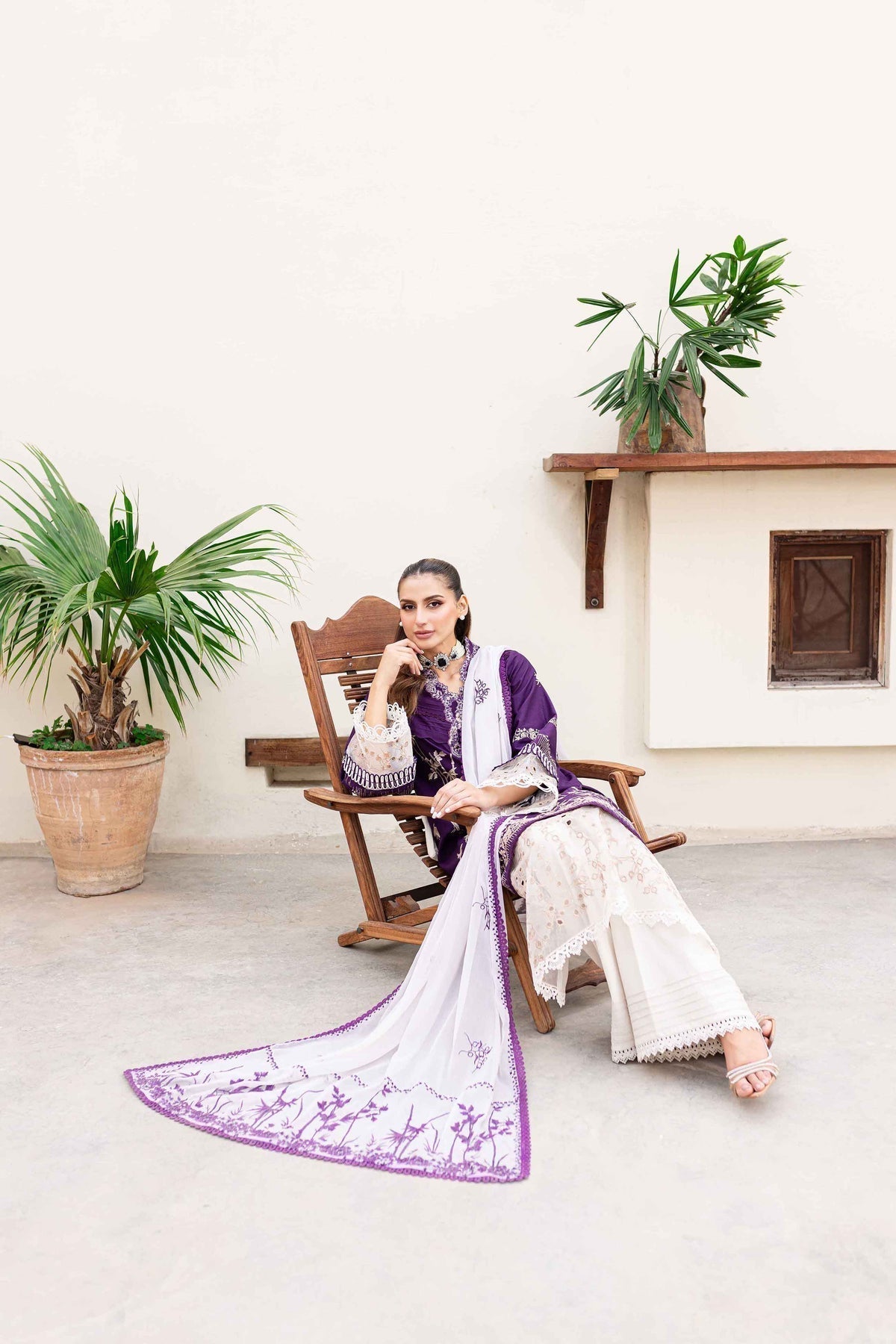 Sable Vogue | Shiree Lawn 24 | Plum Orchid - House Of Anaya