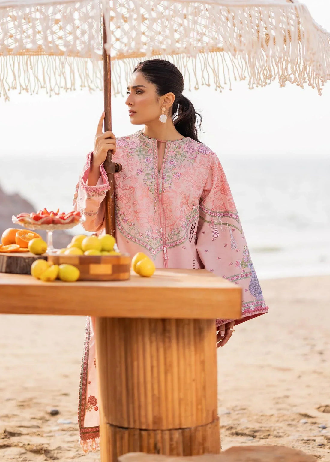 Sadaf Fawad Khan | Siraa Luxury Lawn 24| Eira (A) - House Of Anaya