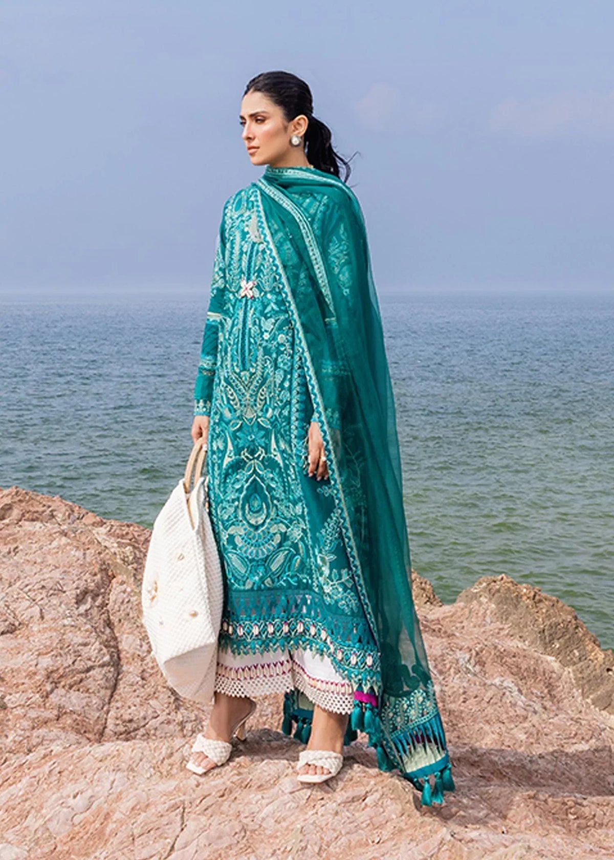 Sadaf Fawad Khan | Siraa Luxury Lawn 24| Elaheh (A) - House Of Anaya