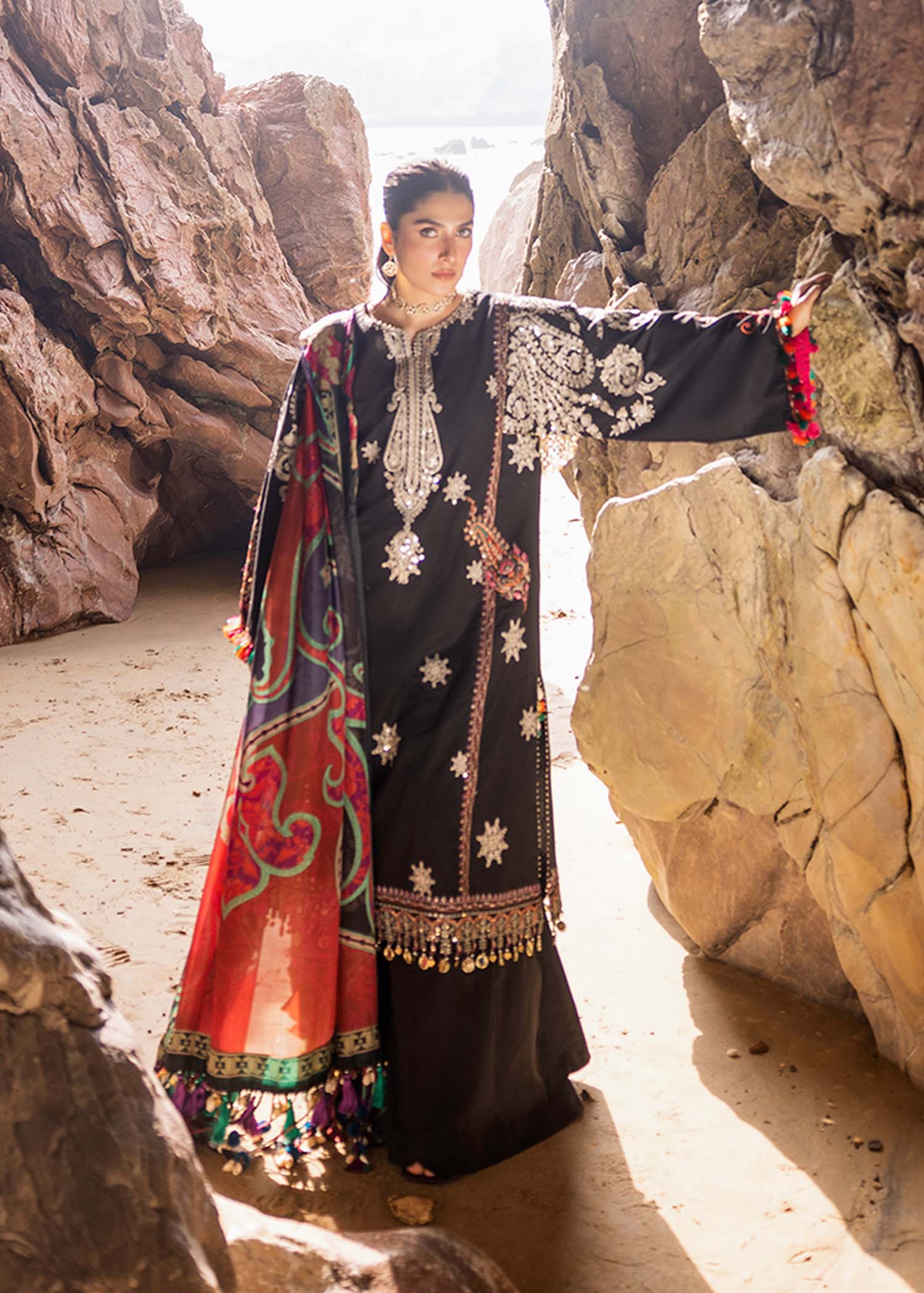 Sadaf Fawad Khan | Siraa Luxury Lawn 24| Nuha (A) - House Of Anaya