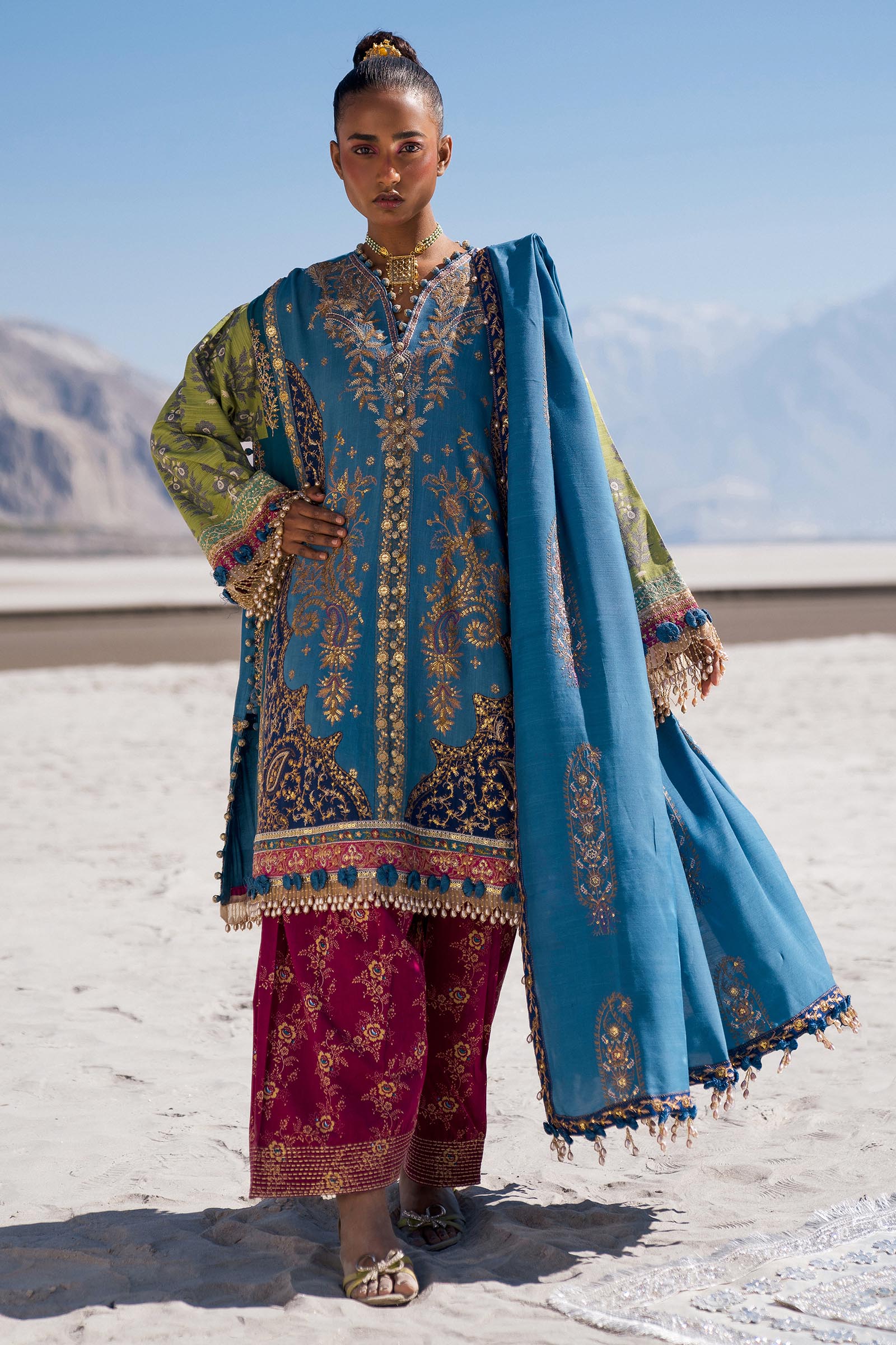 Sana Safinaz | Winter Shawl 24 | S241-002B-3CP - House Of Anaya
