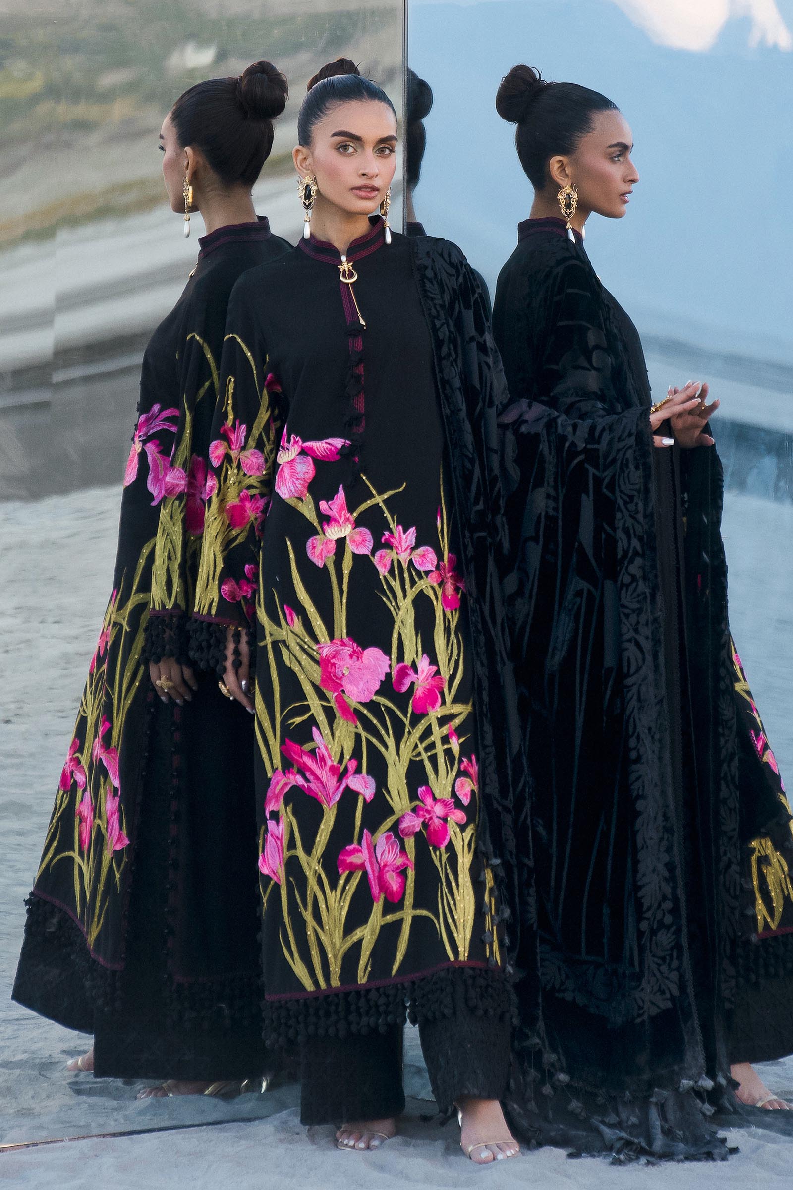 Sana Safinaz | Winter Shawl 24 | S241-003A-3CP - House Of Anaya