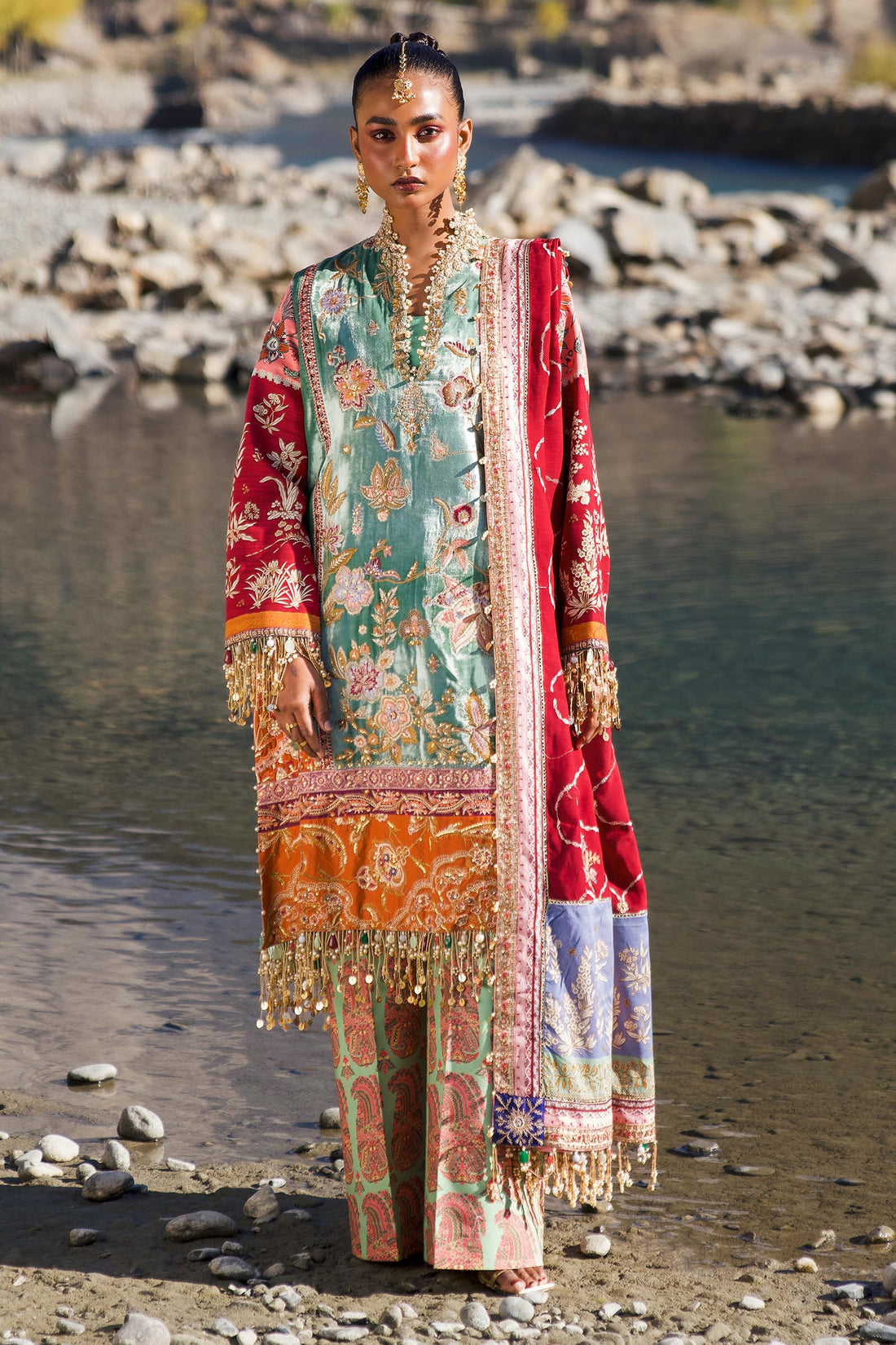 Sana Safinaz | Winter Shawl 24 | Velvet V241-006-3CP - House Of Anaya