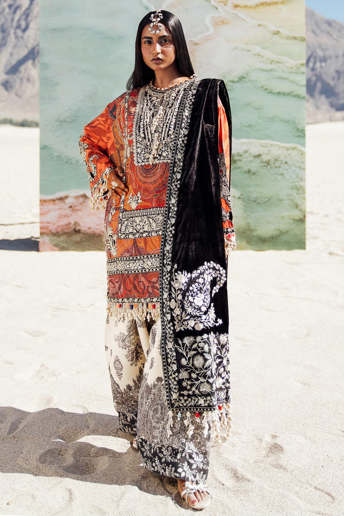 Sana Safinaz | Winter Shawl 24 | V241-007-3CP - House Of Anaya