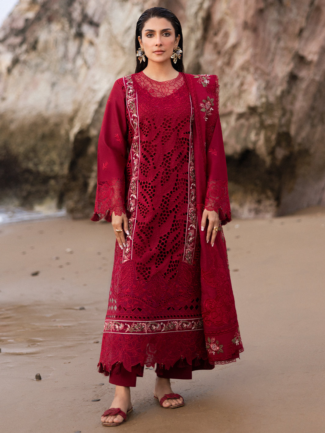 Mahnur | Sirena Luxury Lawn 25 | Scarlett - House Of Zarish