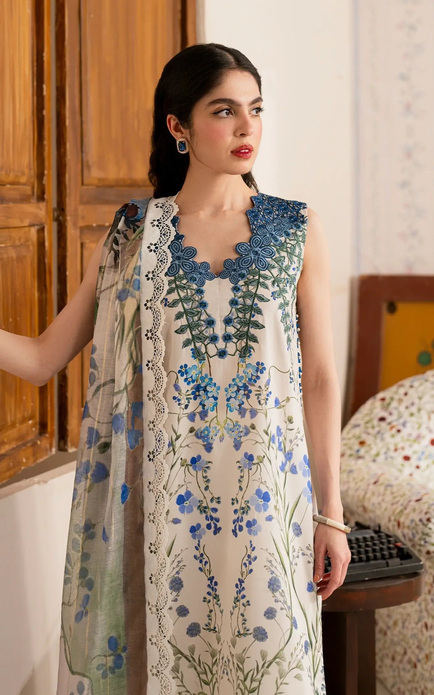 Asifa and Nabeel | Meraki Vintage 25 | Shabnam (MVL25-13) - House Of Zarish