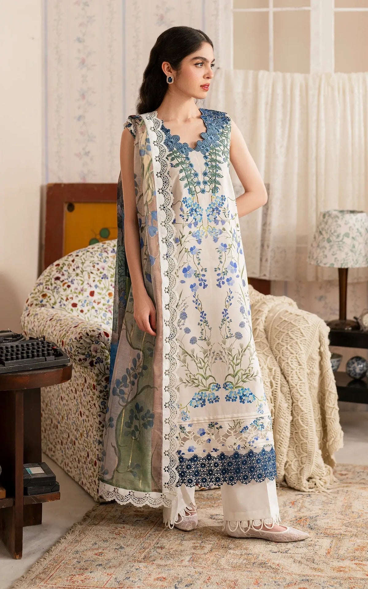 Asifa and Nabeel | Meraki Vintage 25 | Shabnam (MVL25-13) - House Of Anaya