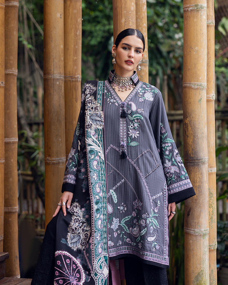 Mushq | Hemline Karandi | Silver Mist
