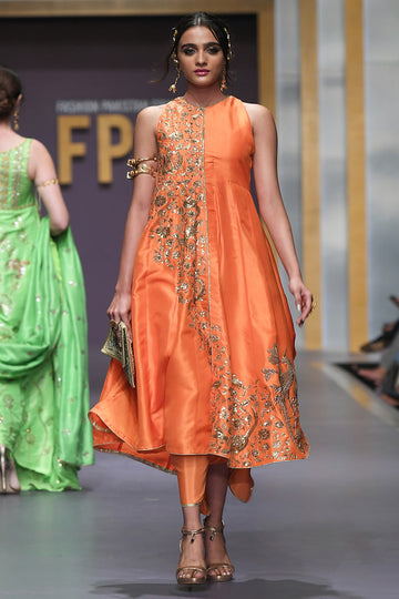 The Pink Tree Company | Wedding Wear | TANGERINE PHOENIX - House of Zarish