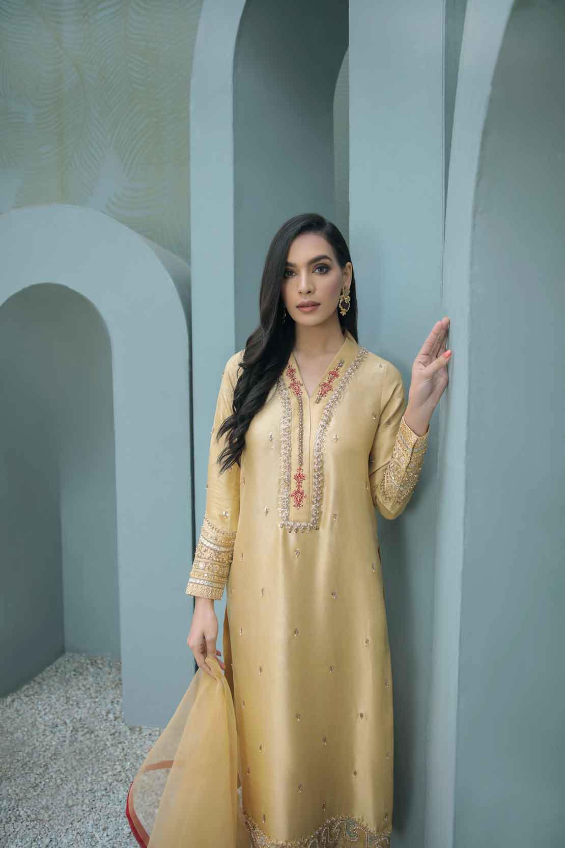 Leon | Leon Luxe Collection | ZARINA - House of Zarish