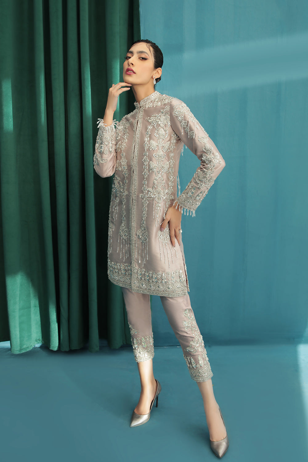 Saira Rizwan | Illiana | ETOILE