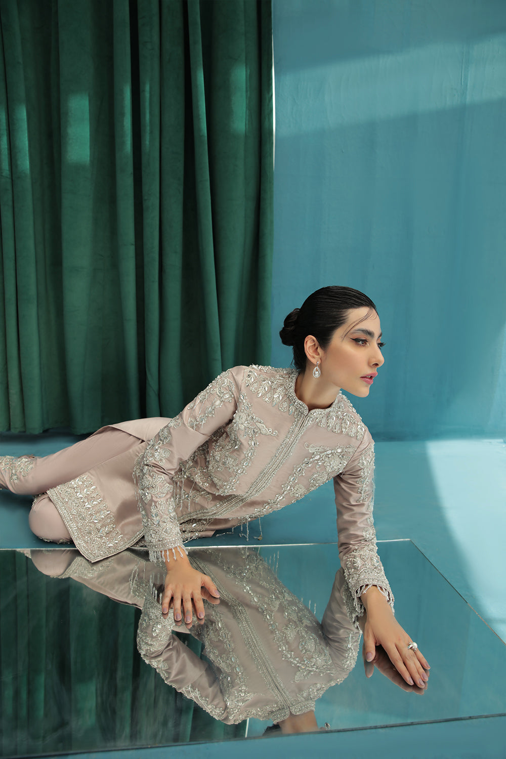 Saira Rizwan | Illiana | ETOILE