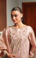 Asifa and Nabeel | Versa Luxury Lawn 26 | Crimson Courage VUL26-08