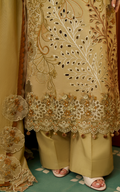 Asifa and Nabeel | Versa Luxury Lawn 26 | Urban Serenity VUL26-09