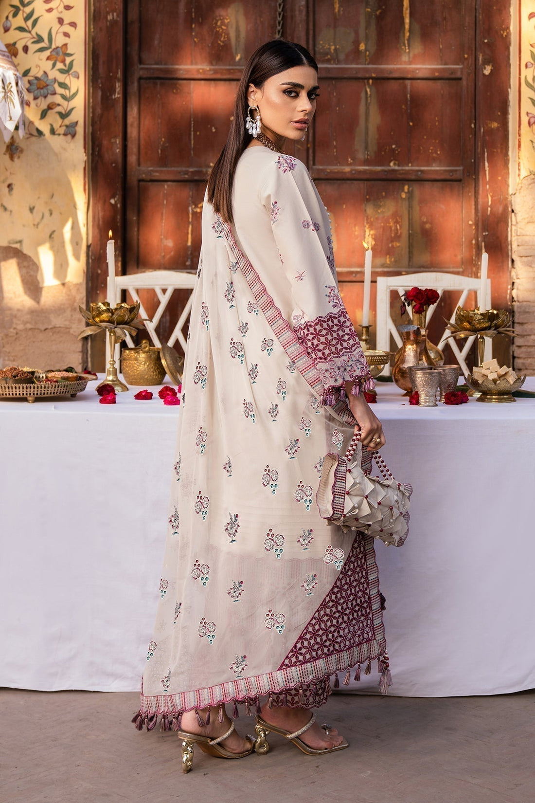 Alizeh | Rawayat Luxury Lawn 24 | Hayat - House Of Anaya