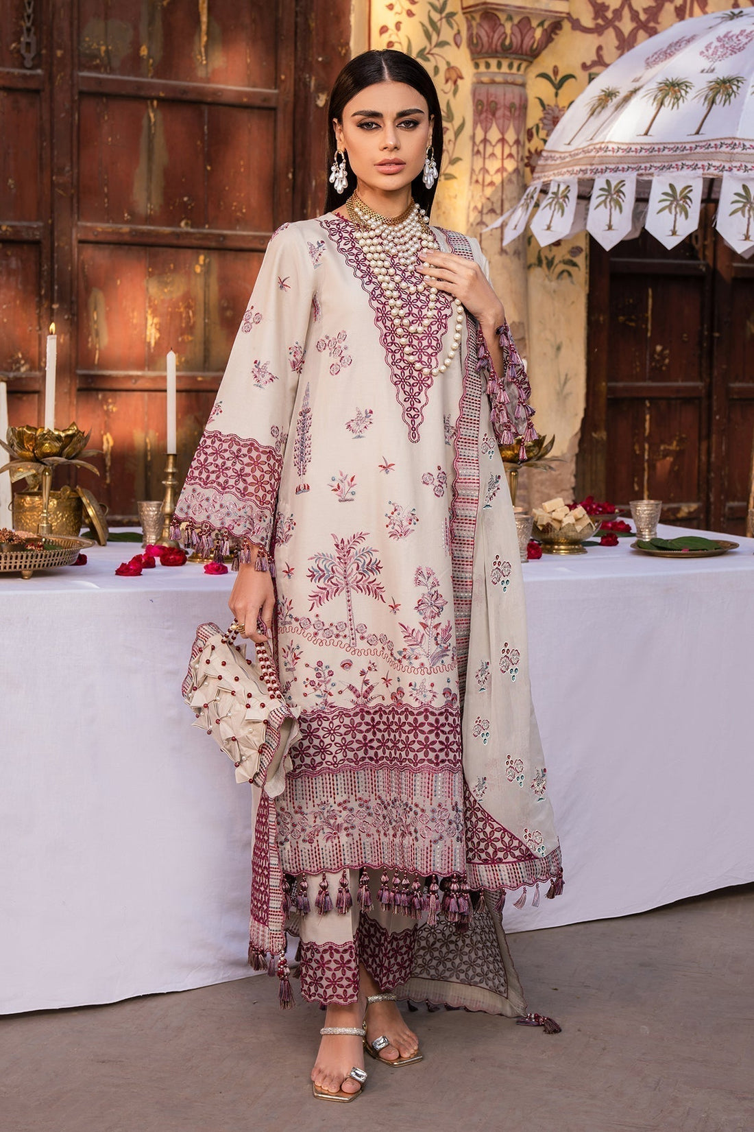 Alizeh | Rawayat Luxury Lawn 24 | Hayat - House Of Anaya