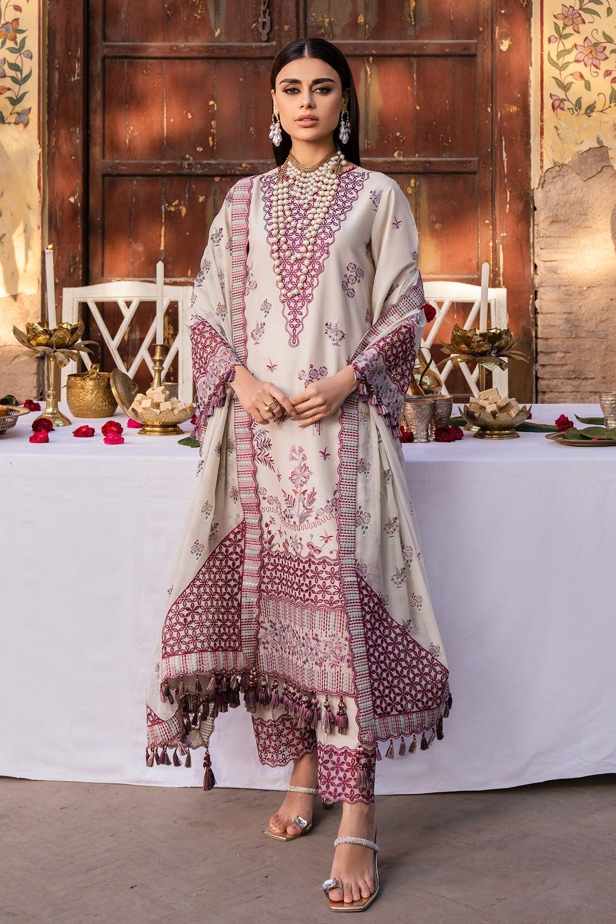 Alizeh | Rawayat Luxury Lawn 24 | Hayat - House Of Anaya