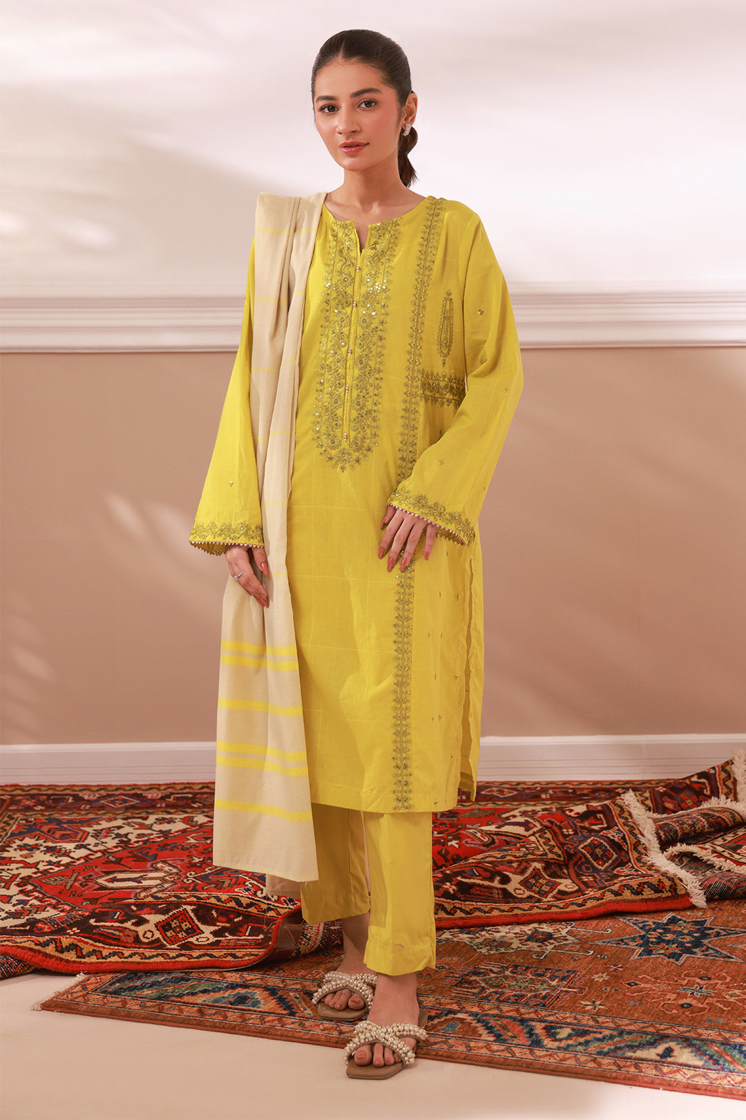 Zellbury | Summer Pret | Embroidered Kurta Dupatta Trouser - 1963 - House Of Zarish