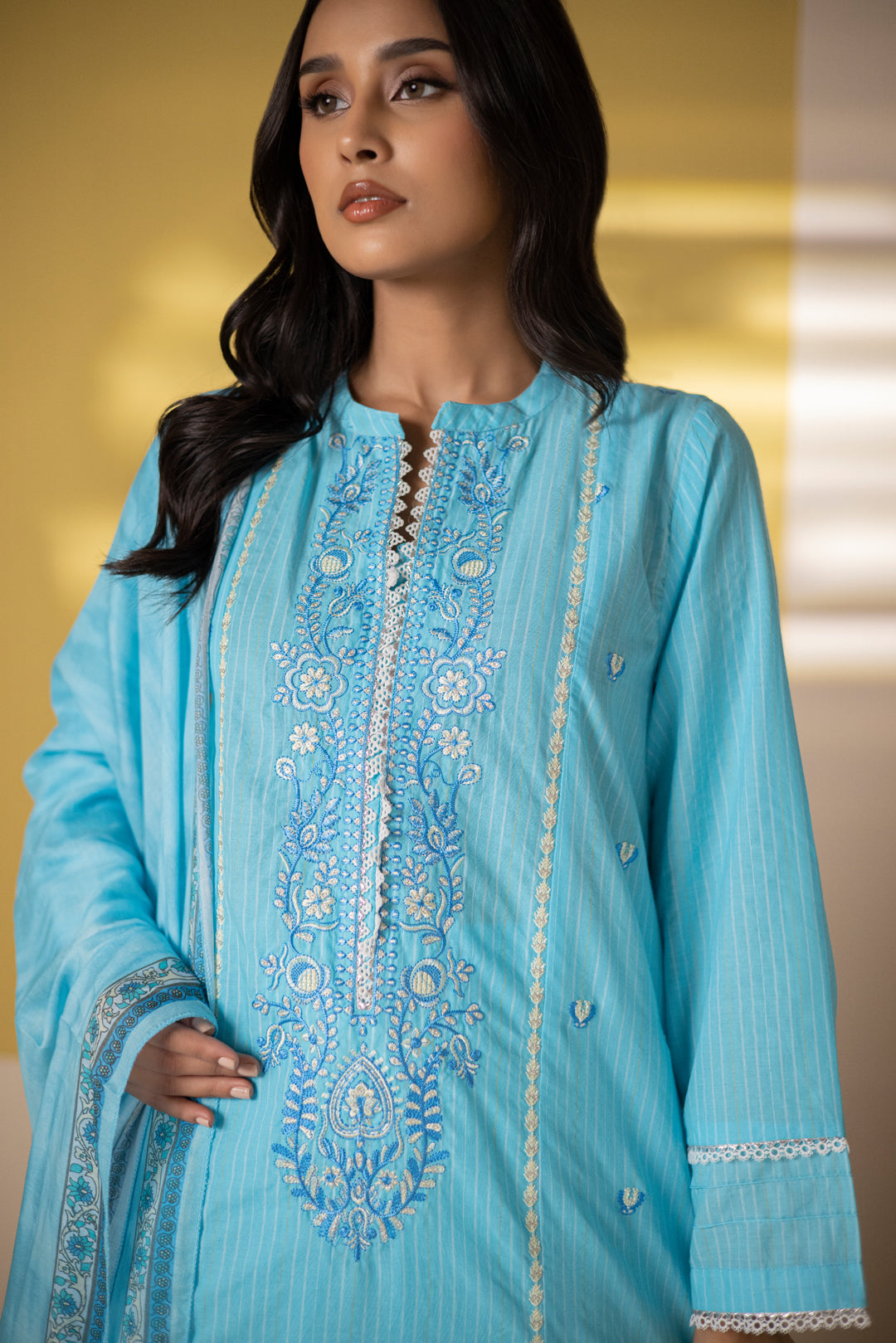 Zellbury | Summer Pret | Embroidered Kurta Dupatta Trouser - 1965 - House Of Zarish