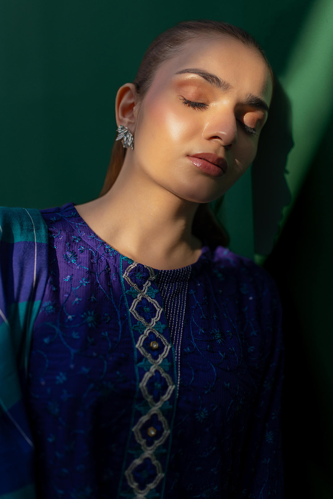 Zellbury | Summer Pret | Embroidered Kurta Dupatta Trouser - 2004 - House Of Zarish