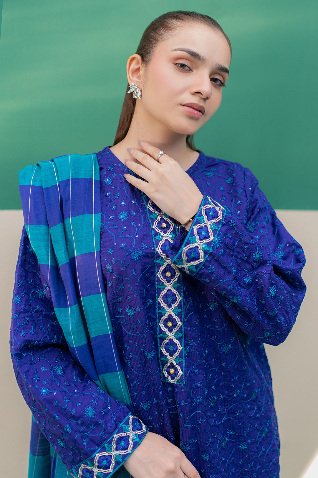 Zellbury | Summer Pret | Embroidered Kurta Dupatta Trouser - 2004 - House Of Zarish