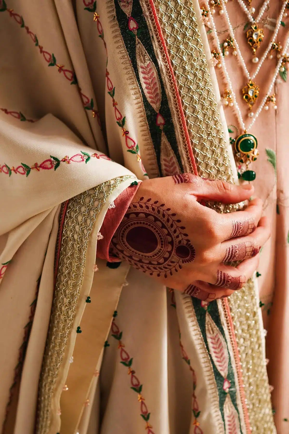 Zara ShahJahan | Winter Shawl 23 | WS23-D2 - House Of Anaya
