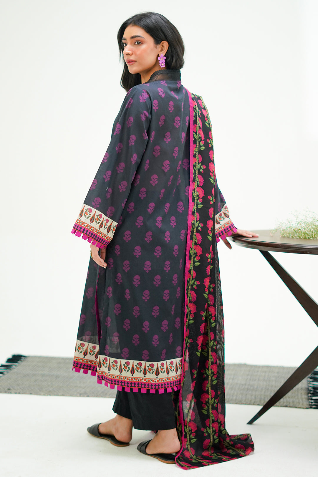 Zellbury | Unstitched 3 Piece Lawn | Shirt Shalwar Dupatta - 1324 - House Of Zarish