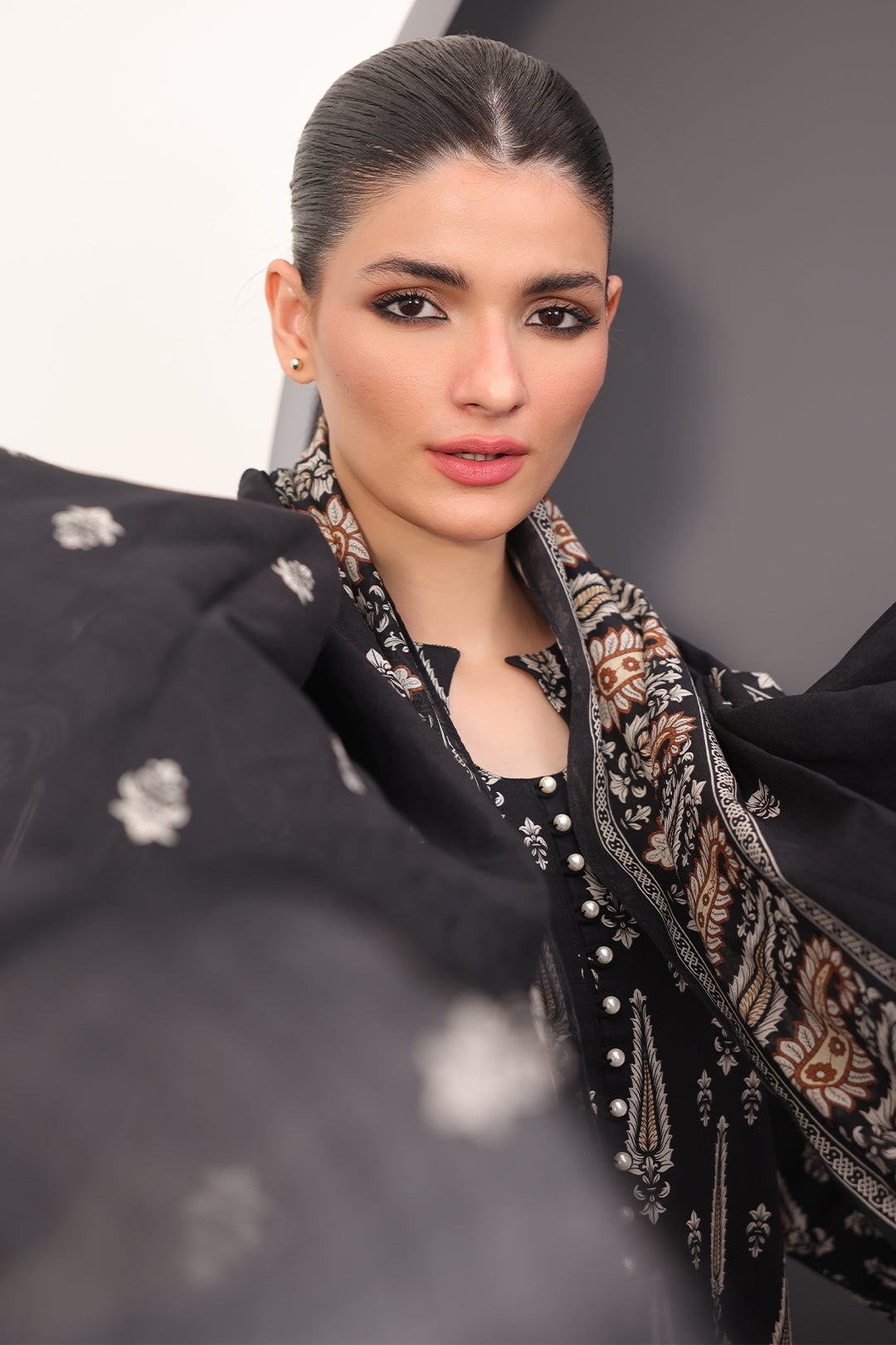 Zellbury | Unstitched 3 Piece Lawn | Shirt Shalwar Dupatta - 1517 - House Of Zarish