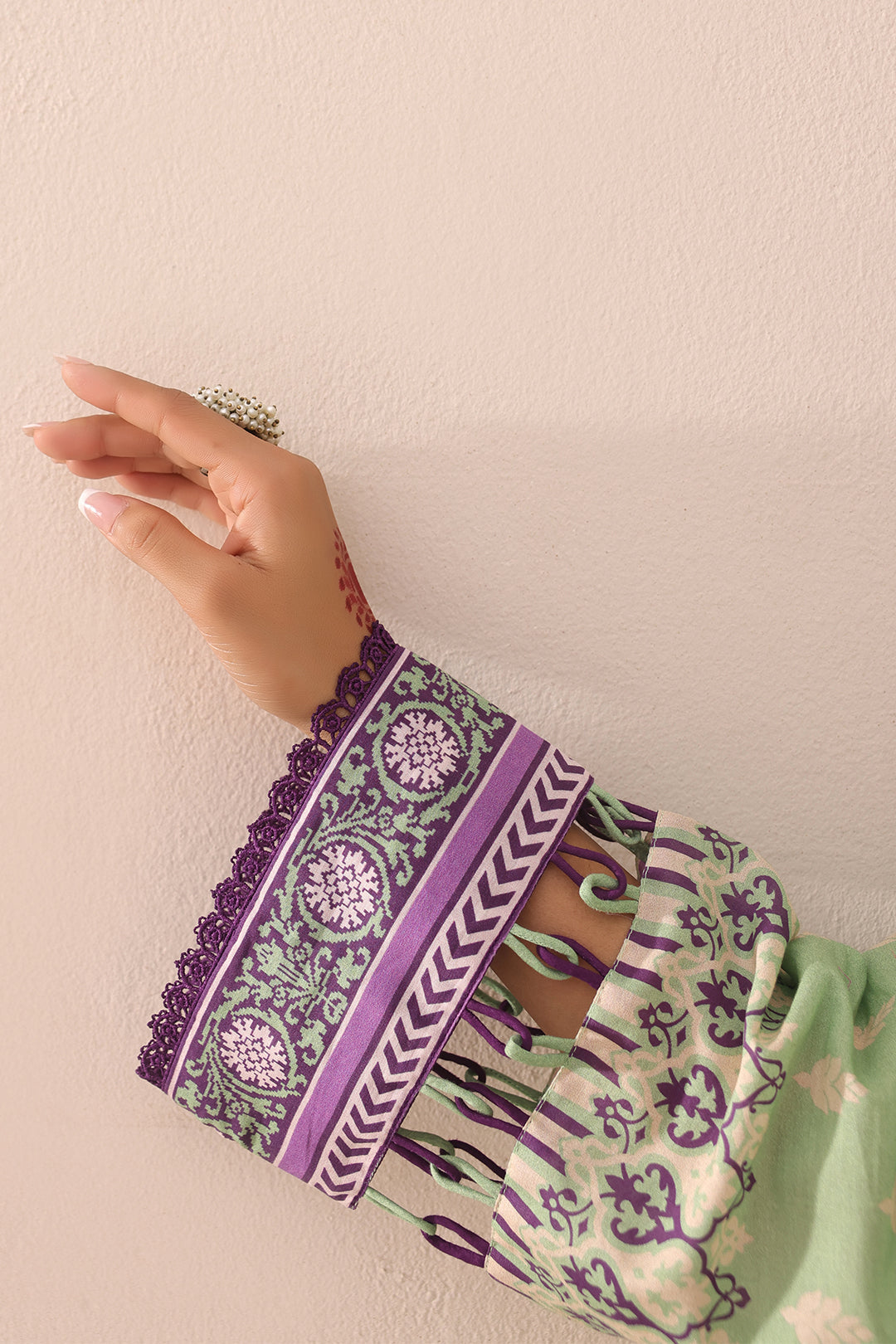 Zellbury | Unstitched 3 Piece Lawn | Shirt Shalwar Dupatta - 1696 - House Of Zarish