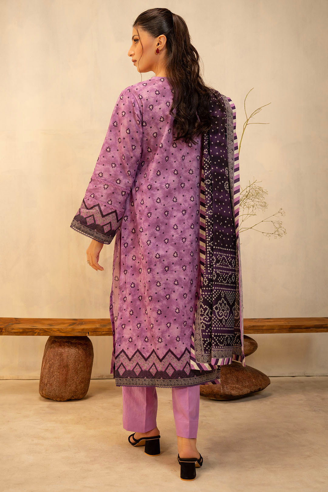 Zellbury | Unstitched 3 Piece Lawn | Shirt Shalwar Dupatta - 0126 - Libasekhas